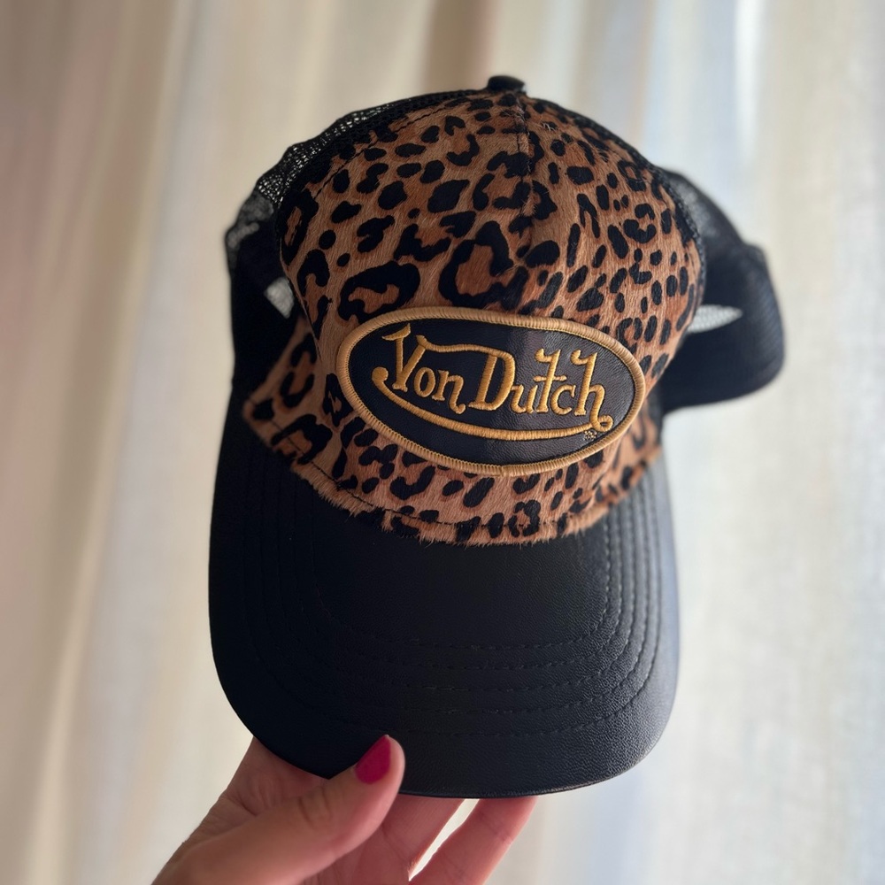 Von Dutch leather Leopard Print Pony Hair & Leather
 Trucker Hat